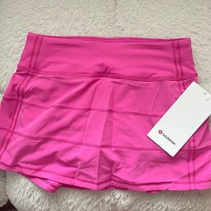 Lululemon sonic pink, size 2 BRAND NEW